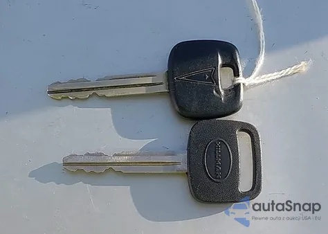 2004 Pontiac Vibe from USA, damaged, VIN 5Y2SL62884Z410732